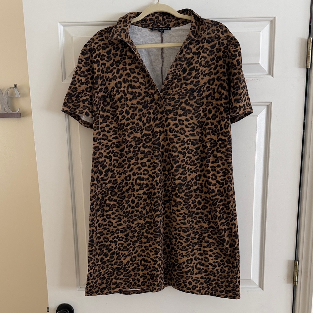 Boston Proper Leopard Print Short Sleeve Dress
